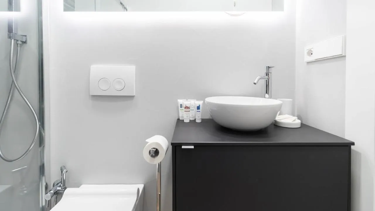 Baracchini 9 B Apartment Milan