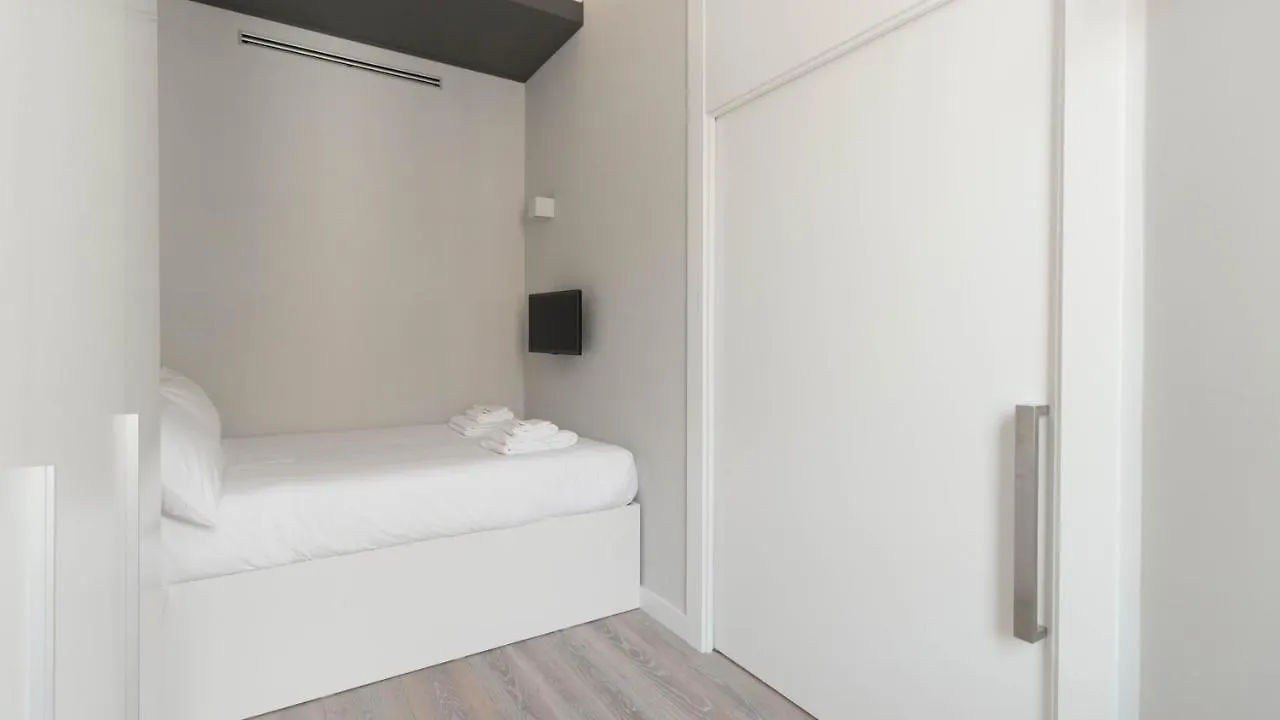 Baracchini 9 B Apartment Milan